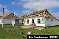 Деокуповане село Миролюбівка на Херсонщині, квітень 2024 року