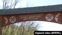 Situată în zona metaliferă a munților Apuseni, Roșia Montană are un trecut minier care coboară până în urmă cu peste 2.000 de ani, în epoca romană.