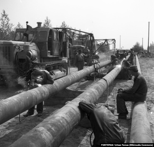 Строительство нефтепровода "Дружба-2"