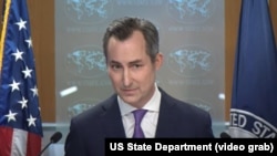 Purtătorul de cuvânt al Departamentului de Stat al SUA, Matthew Miller, a anunțat o primă serie de sancțiuni impuse unor oficiali din Georgia.