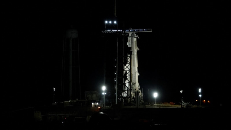 SpaceX-ის კოსმოსური ხომალდის გაშვება სტარტამდე ორი წუთით ადრე გადაიდო
