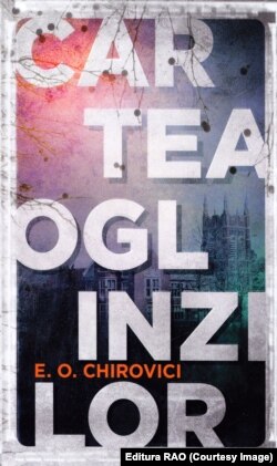 „Cartea oglinzilor” de Eugen Ovidiu Chirovici i-a adus autorului peste un milion de euro doar din vânzarea drepturilor de autor