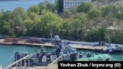 Ракетный корабль на воздушной подушке проекта «Сивуч» в Килен-бухте Севастополя. Крым, апрель 2022 года