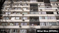 Bloc de apartamente Drumul Taberei situat lângă OD3. Acest imobil este considerat sigur de autorități pentru simplu fapt că nu a fost expertizat tehnic.