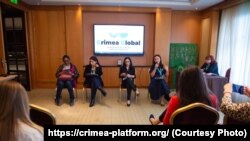 На международной конференции состоялась дискуссия о влиянии войны и насилия во время нее на женщин разных стран. Киев, 14 октября 2023 года
