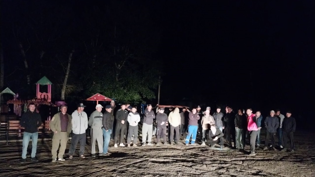 Орыс тілінде жатақханадағы анальдік секс туралы онлайн видеоларды қараңыз.