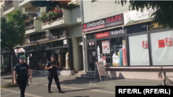Policija pretresa lokaciju u Novom Pazaru u Srbiji nakon napada na stražara ispred ambasade Izraela u Beogradu, 29. jun 2024. 
