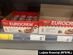 Flamuri i Kosovës nën produktin me origjinë nga Serbia.