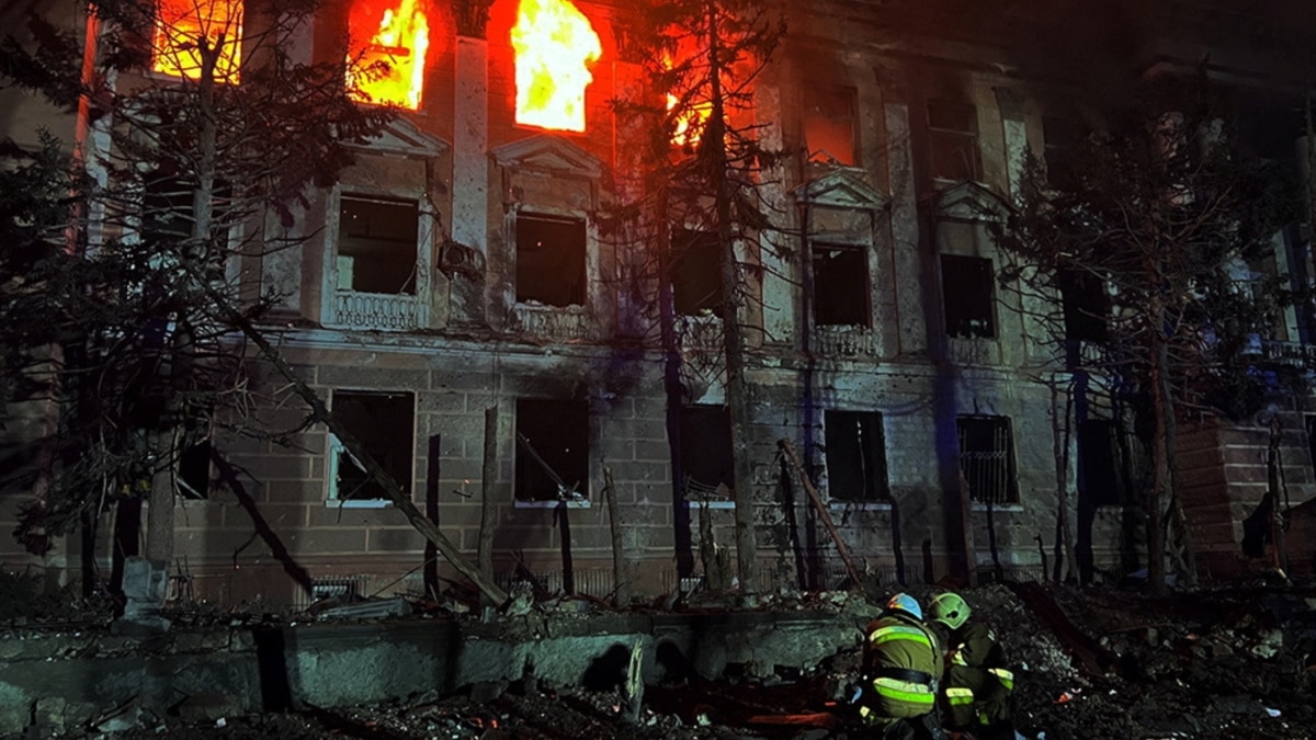 Russia Launches Deadly Strike On Mykolayiv As Bakhmut Being 'Razed' - Vimarsana News