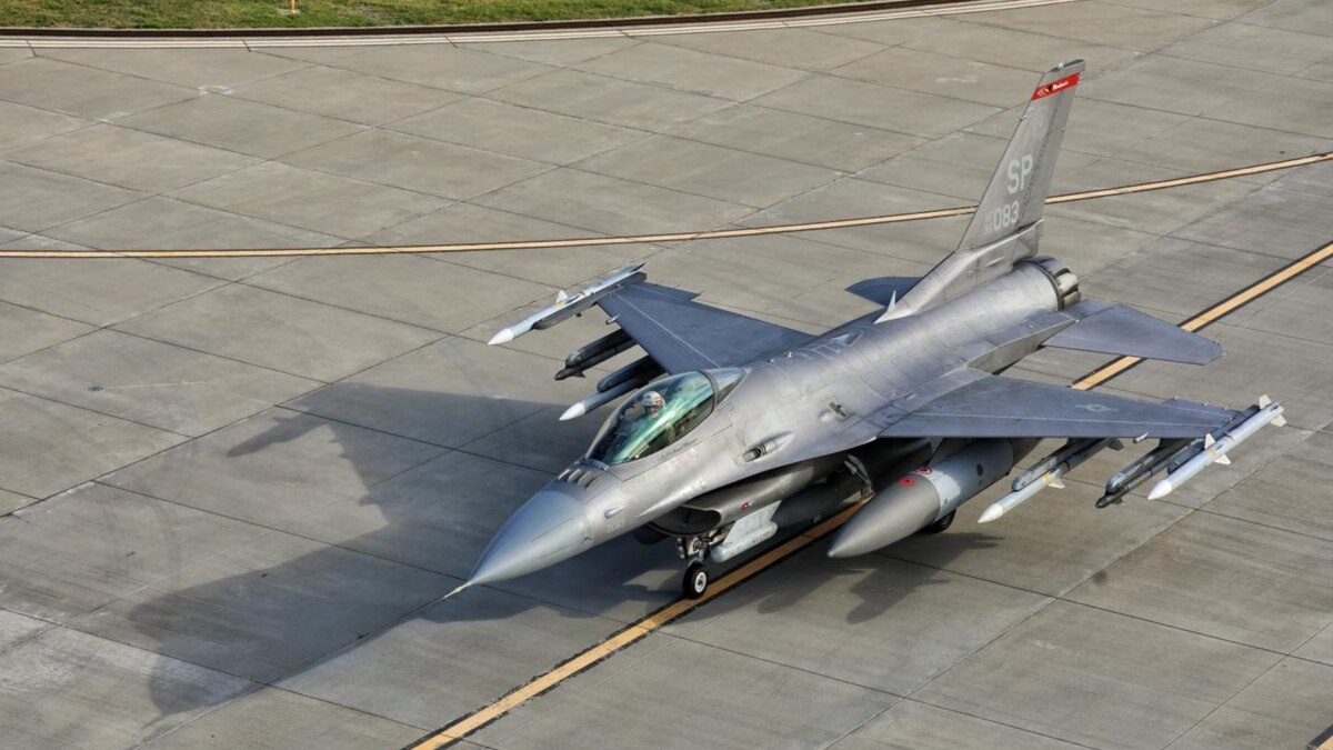 Українські пілоти перейшли з авіатренажерів на F-16 на навчаннях в Аризоні
