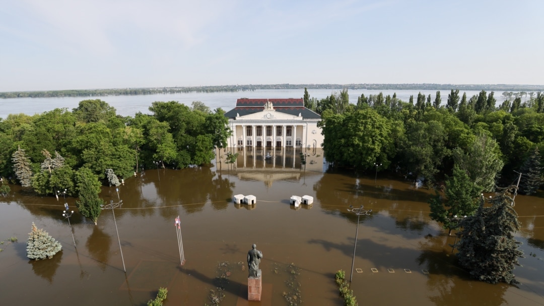 Центр сопротивления: рашисты вывезли из Новой Каховки всех коллаборантов