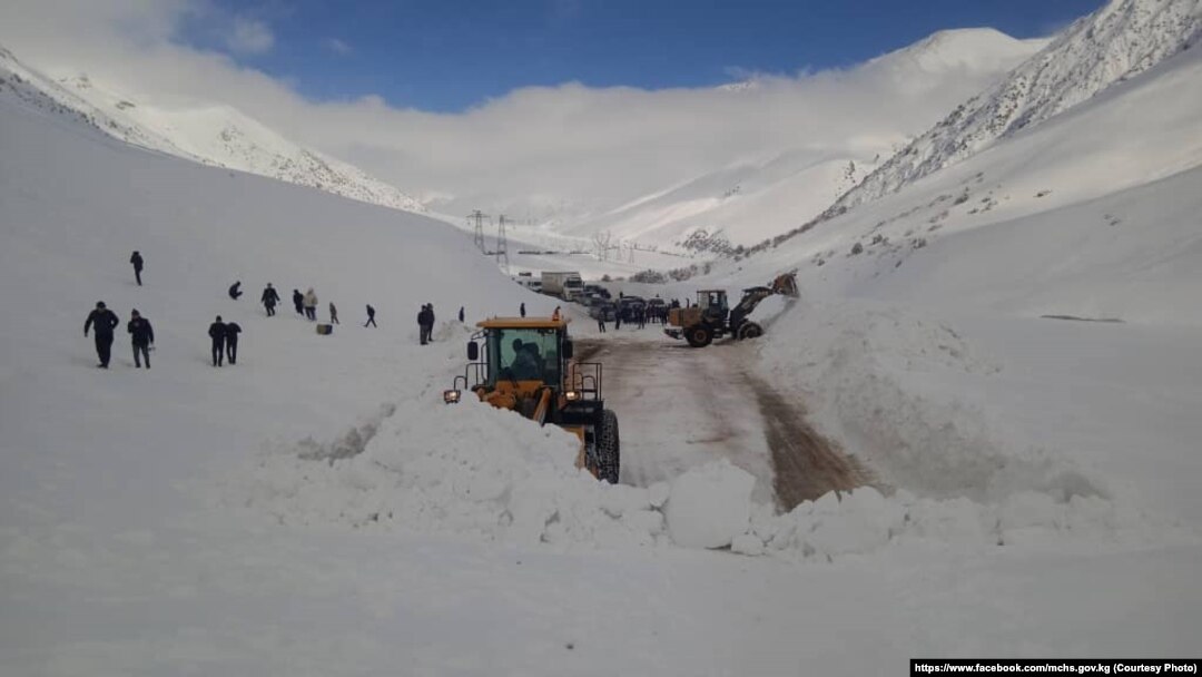 Avalanches in the mountainous area of Kyrgyzstan occur very often in late winter and spring. (file photo)