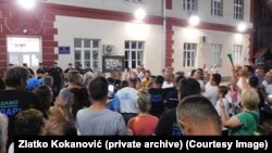 Protest u Loznici, u zapadnoj Srbiji, zbog provođenja ekoloških aktivista u tom mestu, 7. jul 2024. 