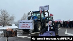 A lengyel gazdák blokád alá vették az Ukrajnával közös határátkelőhelyet, Dorohuskot. 2024. február 9.