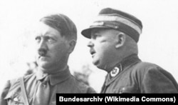 Адольф Гитлер и Эрнст Рём