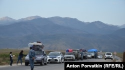 Արցախից բռնի տեղահանվածները ժամանում են Հայաստան, արխիվ