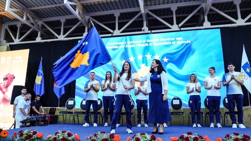 “Bekim për sukses në Paris”: Ekipi olimpik i Kosovës pranon flamurin shtetëror
