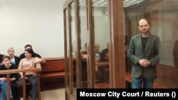 Vladimir Kara-Murza na izricanju presude, Moskva, 17. april 2023.