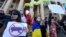 Акция протеста у здания парламента Грузии против законопроекта об "иностранных агентах", который ее противники называли "российским законом". Тбилиси, 8 марта 2023 года.