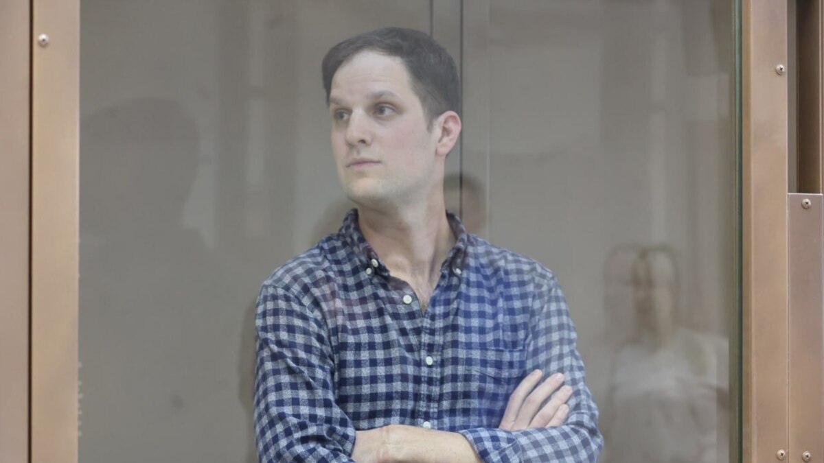 Lefortovsky court extended the arrest of WSJ journalist Evan Hershkovych Lefortovsky court extended the arrest of WSJ journalist Evan Hershkovych