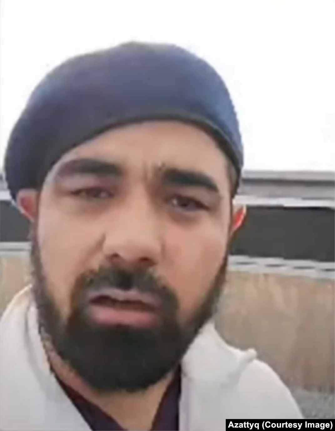 Үлкен жыныс еріндері бар қынап