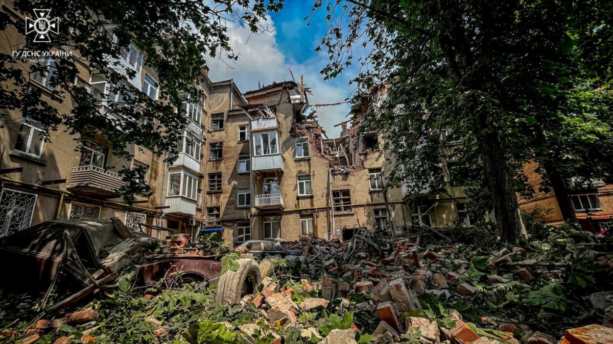 The number of dead as a result of the attack on the city of Sumy rose to three