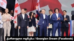 29 აპრილი: პარტია „ქართული ოცნების“ ლიდერები „აგენტების კანონის“ კანონის მხარდამჭერ აქციაზე.