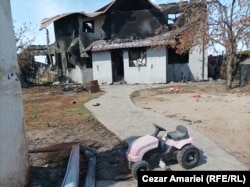 Casa familiei Iliescu la câteva săptămâni după exploziile din Crevedia.