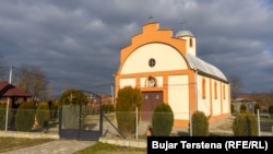 Crkva u multietničkom selu Rabovce, opština Lipljan