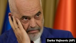Албанскиот премиер Еди Рама