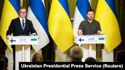 Президент України Володимир Зеленський і прем’єр-міністр Фінляндії Петтері Орпо (ліворуч), серпень 2023 року
