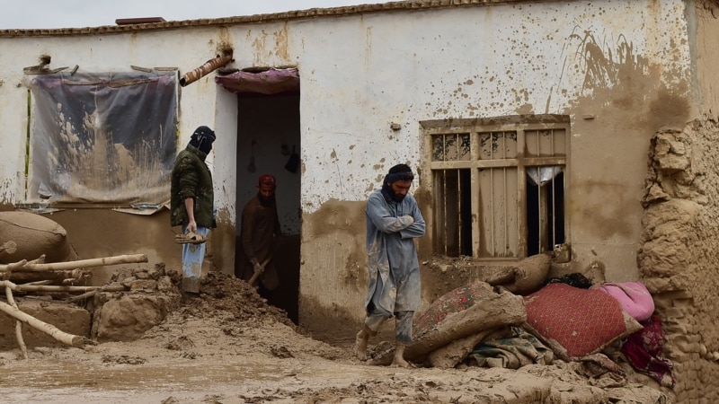 اثرات ناگوار سیلاب‌ها در افغانستان؛ خانواده های زیادی دار و ندار خود را از دست داده اند