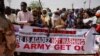 Nigerijci na protestu protiv prisustva američke vojske, u Agadezu, Niger, 21. aprila 2024. 