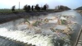 Дніпровська вода у Північно-Кримському каналі, фотоколаж