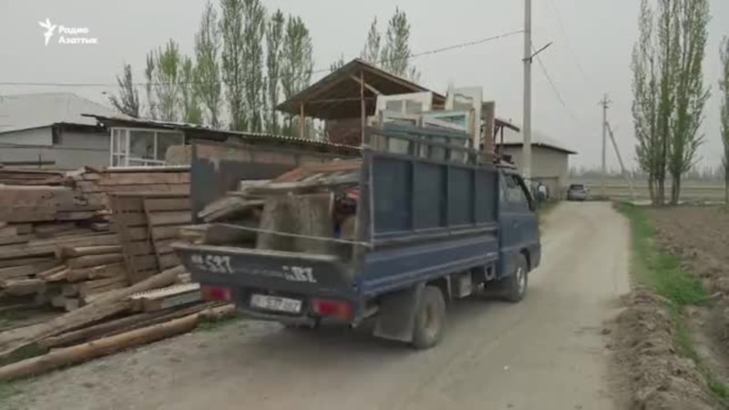 Кыргызстанцы переселились из села Барак - это уже территория Узбекистана