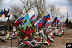 Могилы российских военнослужащих, убитых в Украине. Волгоградская область России, 30 марта 2024 года