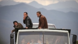 Refugiații armeni au ales să-și părăsească casele părintești din Arțah/Nagorno-Karabah, decât să trăiască sub conducerea guvernului de la Baku.