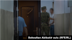16 мая Первомайский райсуд Бишкека приговорил Аскара Кубанычбека уулу к 10 годам лишения свободы за участие в боевых действиях в Украине.