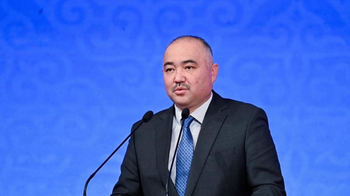Президент Кыргызстана назвал слова спикера парламента о языках его ...