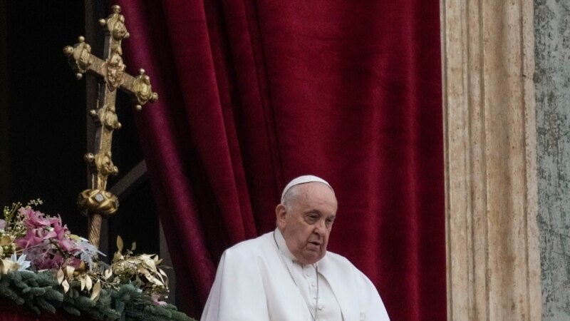 Për Krishtlindje, Papa Françesku dënon “situatën e dëshpëruar humanitare” në Gazë
