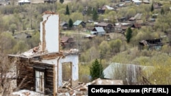 Развалившийся дом в Артемовске