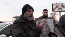 «Բա ծնողը չիմանա՝ իր երեխան ինչից է մահացել, դեռ մեղադրյալ չկա». ազատանցի զինվորի հարազատները նախարարին են պահանջում