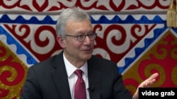 АҚШ-тың Қазақстандағы бұрынғы елшісі Дэниел Розенблюм. Архивтегі сурет.
