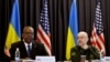 Министр обороны Украины Алексей Резников (справа) и министр обороны США Ллойд Остин во время заседания Контактной группы по обороне Украины в формате «Рамштайн». Германия, 21 апреля 2023 года