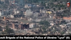 Разрушенный в результате непрерывных боев город Волчанск в Харьковской области, 2 июня 2024 года. Фото сделано с дрона
