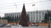 Pomul de Crăciun din Piața Marii Adunări Naționale din Chișinău va fi inaugurat oficial sâmbătă, pe 23 decembrie. 