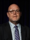Ish-ambasadori amerikan në Prishtinë, Jeffrey Hovenier.
