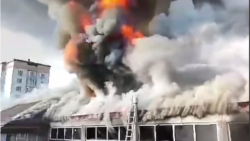 Пожар в ЦУМе Буйнакска. Дагестан. 1 февраля 2024 года. Фото: скриншот видеозаписи управления МЧС по Дагестану