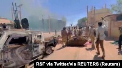 بر اساس فراخوانی که ارتش سودان منتشر کرده سربازان بازنشسته باید خود را به نزدیک‌ترین مرکز نظامی معرفی کنند