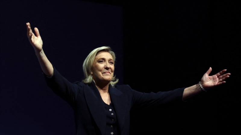 Правое «Национальное объединение» лидирует на выборах во Франции